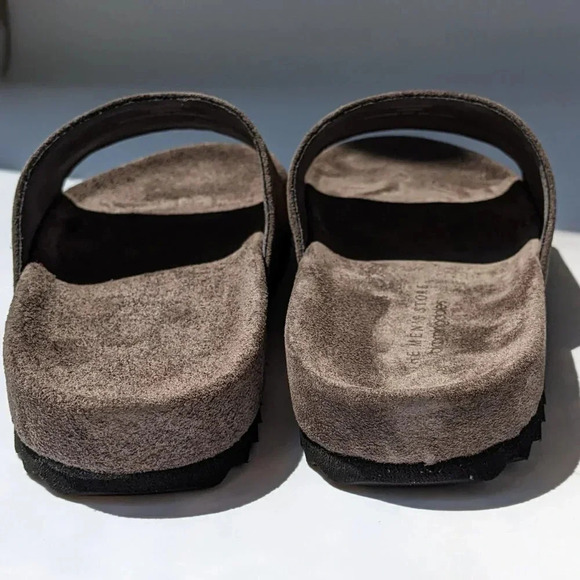 NWT The Men\'s Store Bloomingdale\'s Slide Grey Suede Sandals Size 7 (MSRP $145)